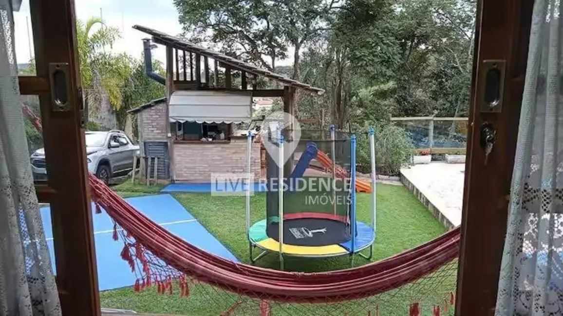 Foto 4 de Casa com 2 quartos à venda, 178m2 em Chácara San Martin I, Itatiba - SP