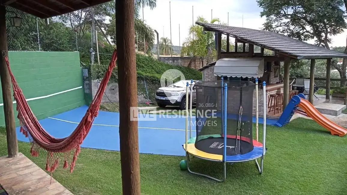 Foto 1 de Casa com 2 quartos à venda, 178m2 em Chácara San Martin I, Itatiba - SP