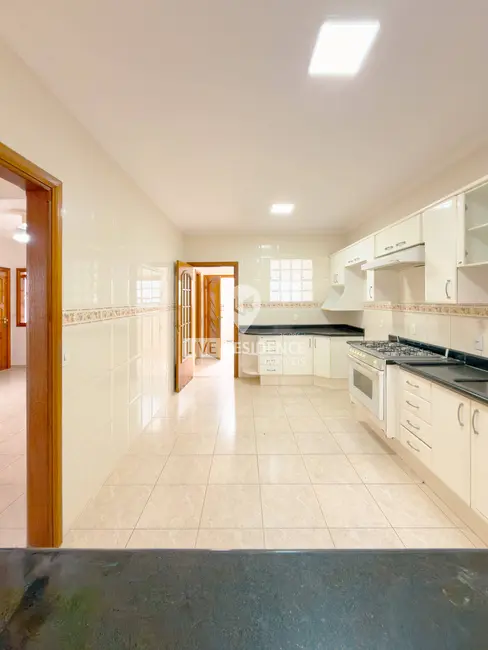 Foto 6 de Casa com 4 quartos à venda, 249m2 em Jardim México, Itatiba - SP