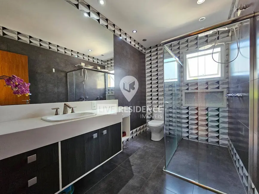 Casa de Condomínio com 3 quartos à venda, 249m2 em Itatiba - SP - imagem 9 Foto 9 de Casa de Condomínio com 3 quartos à venda, 249m2 em Itatiba - SP