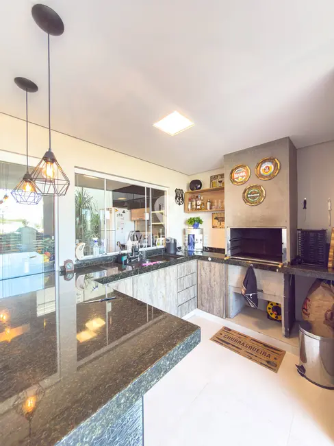 Foto 3 de Casa com 3 quartos à venda, 188m2 em Jardim Tereza, Itatiba - SP