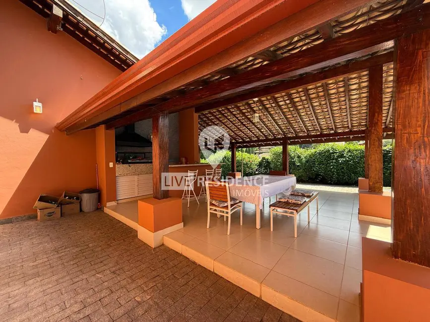 Foto 3 de Casa de Condomínio com 4 quartos à venda, 360m2 em Parque das Laranjeiras, Itatiba - SP