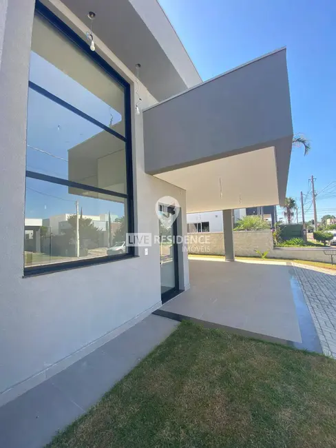 Casa de Condomínio com 3 quartos à venda, 160m2 em Itatiba - SP - imagem 2 Foto 2 de Casa de Condomínio com 3 quartos à venda, 160m2 em Itatiba - SP