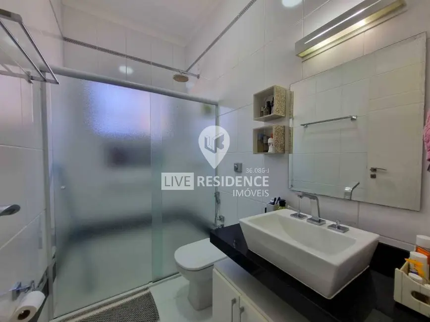 Casa de Condomínio com 3 quartos à venda, 300m2 em Itatiba - SP - imagem 3 Foto 3 de Casa de Condomínio com 3 quartos à venda, 300m2 em Itatiba - SP