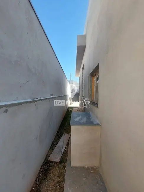 Casa com 3 quartos à venda, 100m2 em Alpes do Cruzeiro, Itatiba - SP - imagem 3 Foto 3 de Casa com 3 quartos à venda, 100m2 em Alpes do Cruzeiro, Itatiba - SP