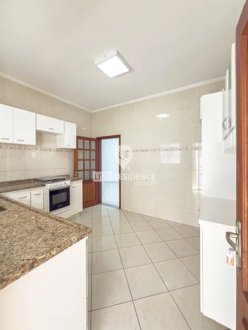 Casa com 3 quartos à venda, 250m2 em Itatiba - SP - imagem 3 Foto 3 de Casa com 3 quartos à venda, 250m2 em Itatiba - SP