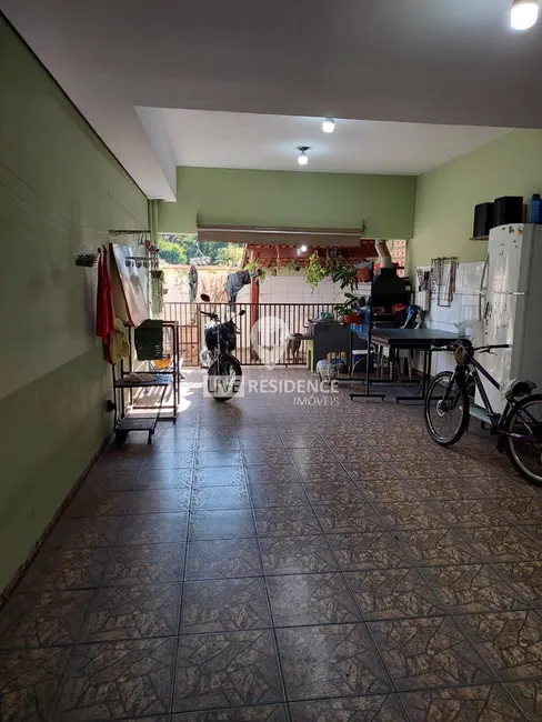 Foto 2 de Casa com 3 quartos à venda, 143m2 em Vila Santa Terezinha, Itatiba - SP