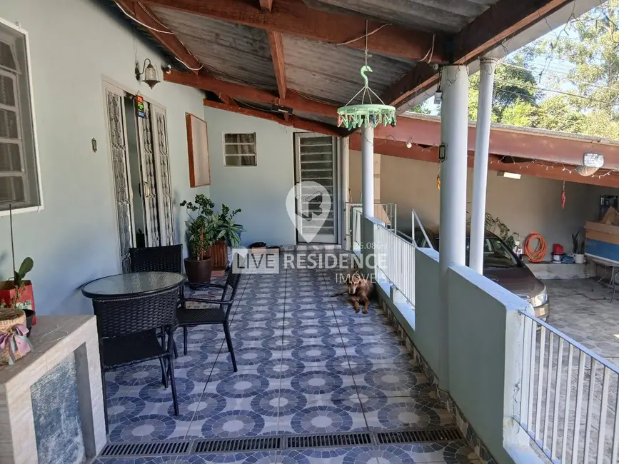 Foto 8 de Casa com 4 quartos à venda, 180m2 em Jardim Nova Esperança, Itatiba - SP