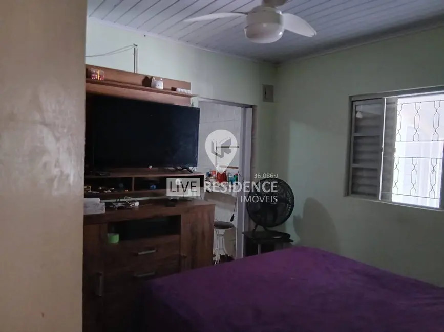 Foto 6 de Casa com 4 quartos à venda, 180m2 em Jardim Nova Esperança, Itatiba - SP