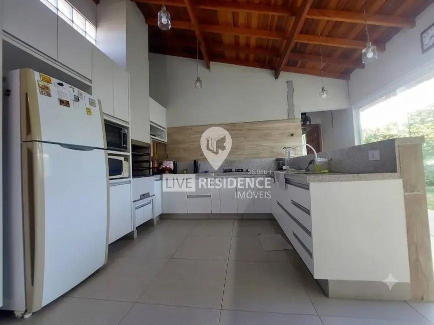 Casa com 3 quartos à venda, 218m2 em Loteamento Itatiba Park, Itatiba - SP - imagem 4 Foto 4 de Casa com 3 quartos à venda, 218m2 em Loteamento Itatiba Park, Itatiba - SP