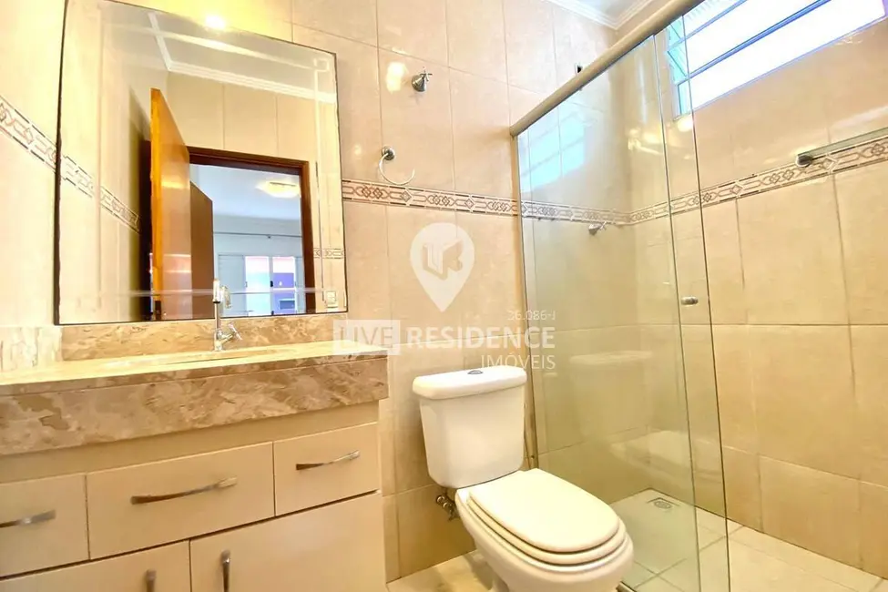 Casa com 3 quartos à venda, 165m2 em Loteamento Residencial Central Park I, Itatiba - SP - imagem 3 Foto 3 de Casa com 3 quartos à venda, 165m2 em Loteamento Residencial Central Park I, Itatiba - SP