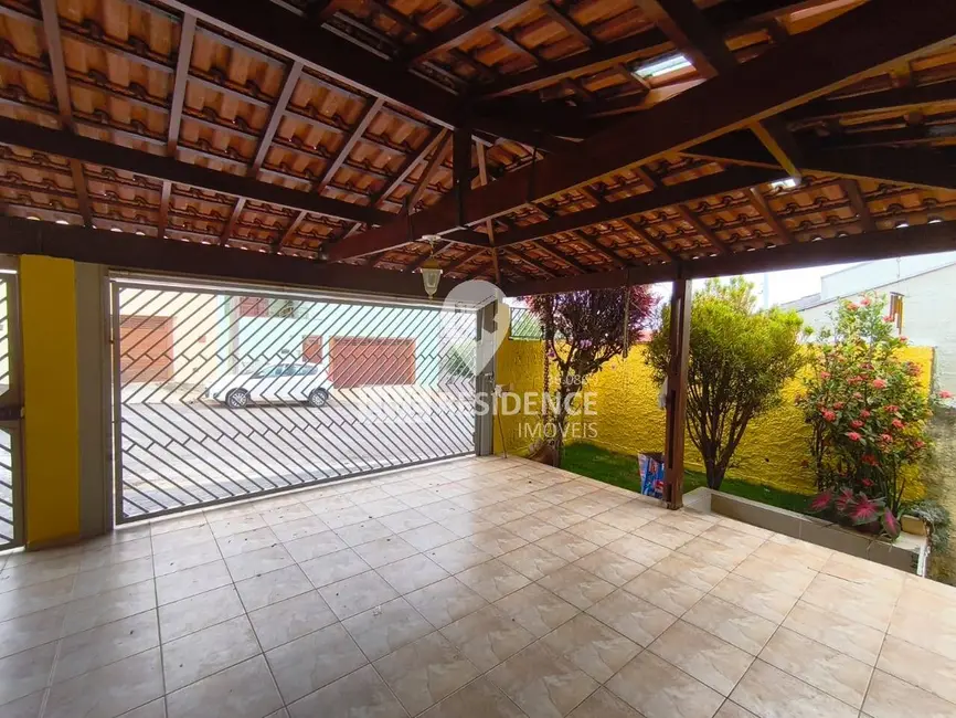 Casa com 3 quartos à venda, 151m2 em Recanto do Parque, Itatiba - SP - imagem 2 Foto 2 de Casa com 3 quartos à venda, 151m2 em Recanto do Parque, Itatiba - SP