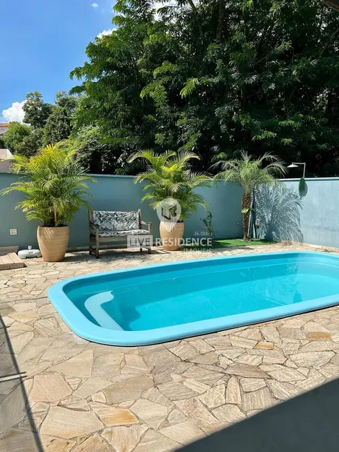 Foto 2 de Casa com 3 quartos à venda, 275m2 em Itatiba - SP