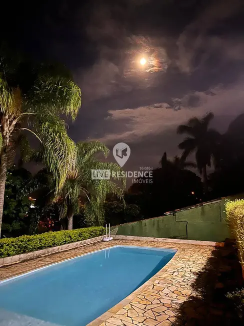 Foto 7 de Casa com 4 quartos à venda, 282m2 em Itatiba - SP