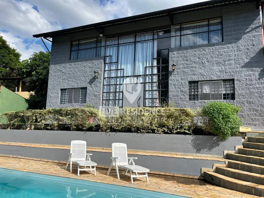 Foto 3 de Casa com 4 quartos à venda, 282m2 em Itatiba - SP