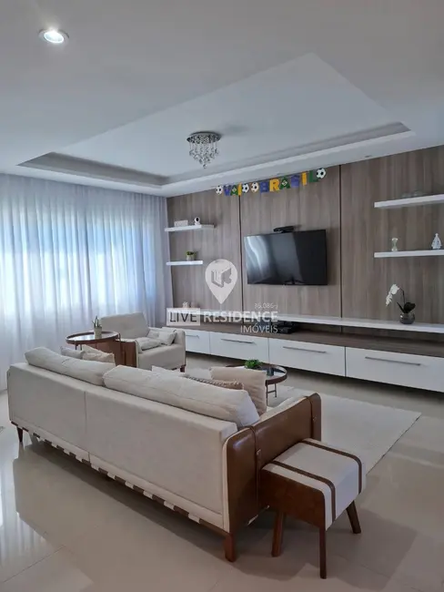 Foto 4 de Casa de Condomínio com 3 quartos à venda, 225m2 em Residencial Fazenda Serrinha, Itatiba - SP