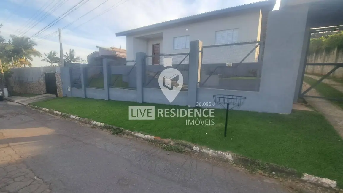 Foto 3 de Casa com 4 quartos à venda, 120m2 em Jardim Leonor, Itatiba - SP