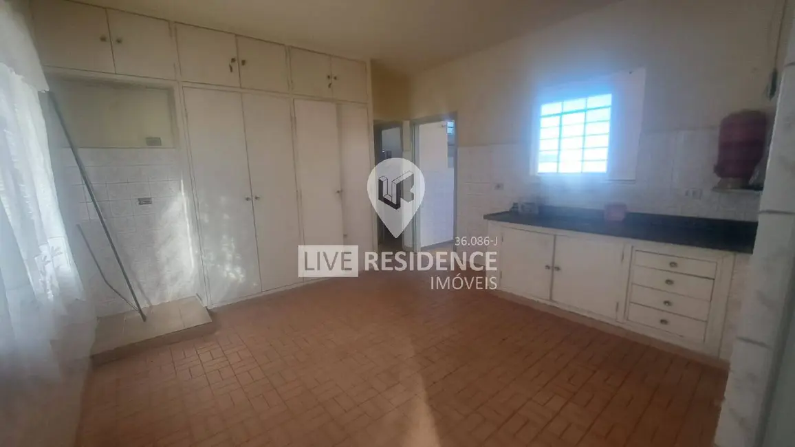 Casa com 2 quartos à venda, 97m2 em Centro, Itatiba - SP - imagem 8 Foto 8 de Casa com 2 quartos à venda, 97m2 em Centro, Itatiba - SP