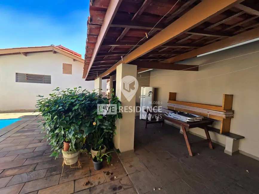 Casa com 3 quartos à venda, 240m2 em Nova Itatiba, Itatiba - SP - imagem 9 Foto 9 de Casa com 3 quartos à venda, 240m2 em Nova Itatiba, Itatiba - SP