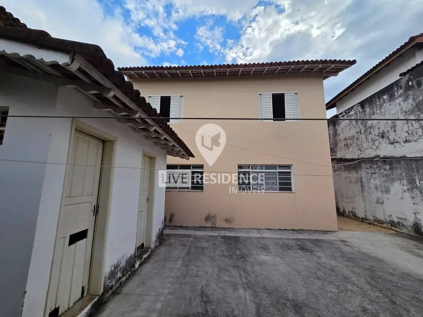 Foto 8 de Casa com 3 quartos à venda, 168m2 em Jardim Santo Antônio, Itatiba - SP