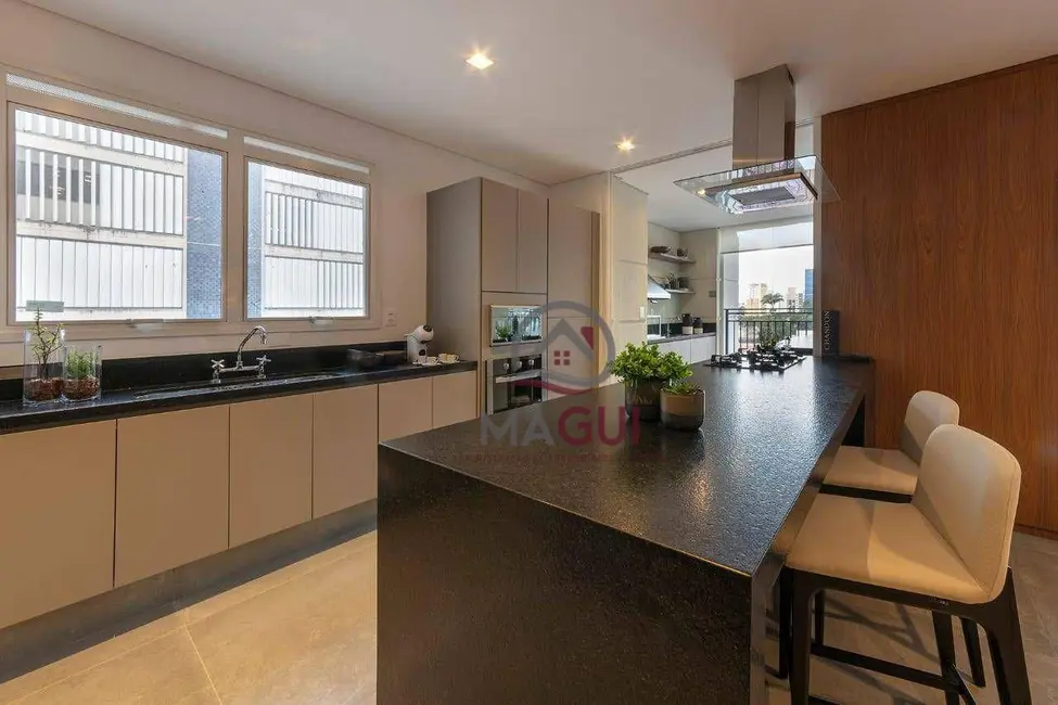 Apartamento com 4 quartos à venda, 256m2 em Centro, Campinas - SP - imagem 4 Foto 4 de Apartamento com 4 quartos à venda, 256m2 em Centro, Campinas - SP