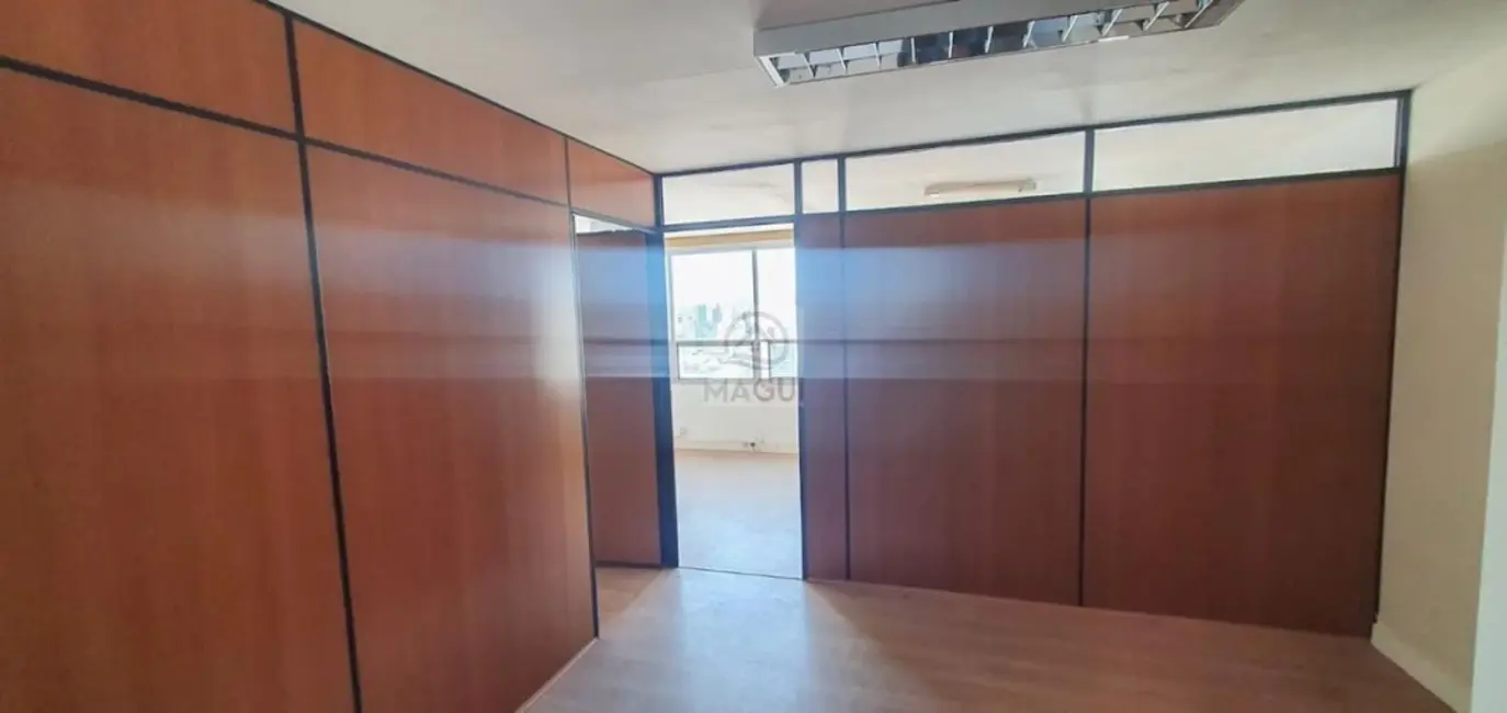 Sala Comercial à venda, 46m2 em Centro, Campinas - SP - imagem 3 Foto 3 de Sala Comercial à venda, 46m2 em Centro, Campinas - SP