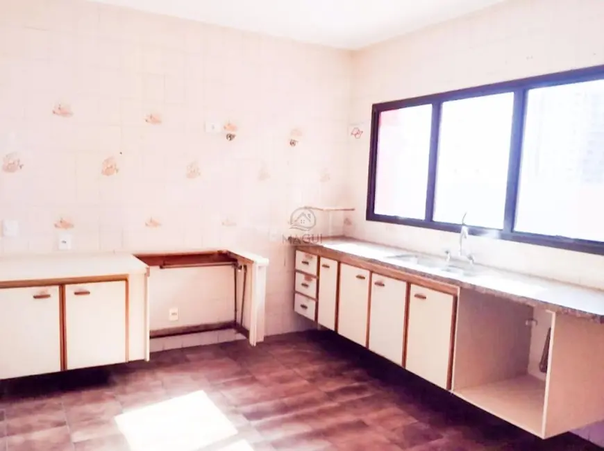 Apartamento com 4 quartos à venda, 264m2 em Cambuí, Campinas - SP - imagem 8 Foto 8 de Apartamento com 4 quartos à venda, 264m2 em Cambuí, Campinas - SP