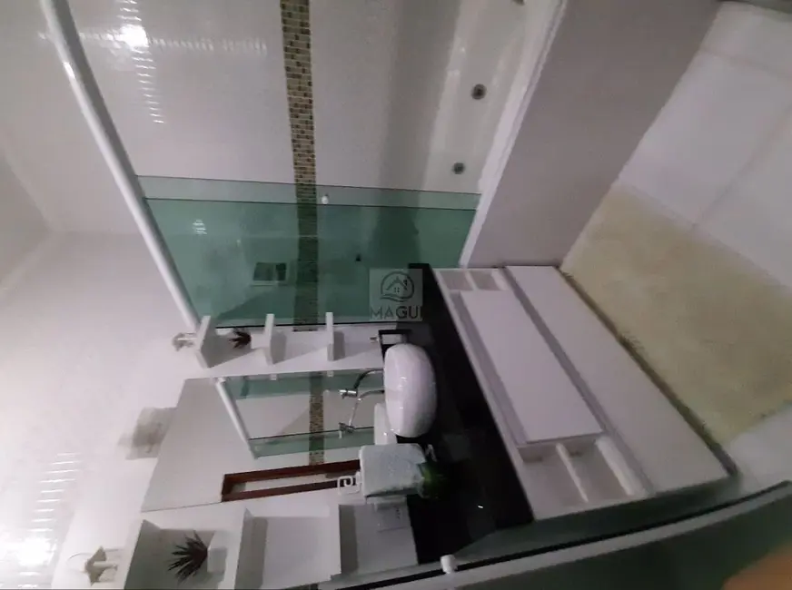 Casa com 3 quartos à venda, 300m2 em São Luiz, Paulinia - SP - imagem 8 Foto 8 de Casa com 3 quartos à venda, 300m2 em São Luiz, Paulinia - SP