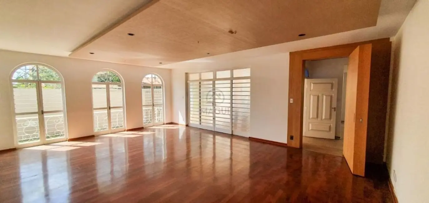 Casa com 6 quartos para alugar, 525m2 em Nova Campinas, Campinas - SP - imagem 4 Foto 4 de Casa com 6 quartos para alugar, 525m2 em Nova Campinas, Campinas - SP