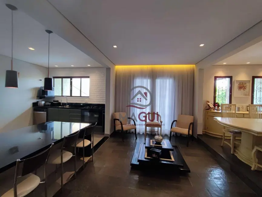 Casa com 4 quartos à venda, 336m2 em Jardim Chapadão, Campinas - SP - imagem 3 Foto 3 de Casa com 4 quartos à venda, 336m2 em Jardim Chapadão, Campinas - SP