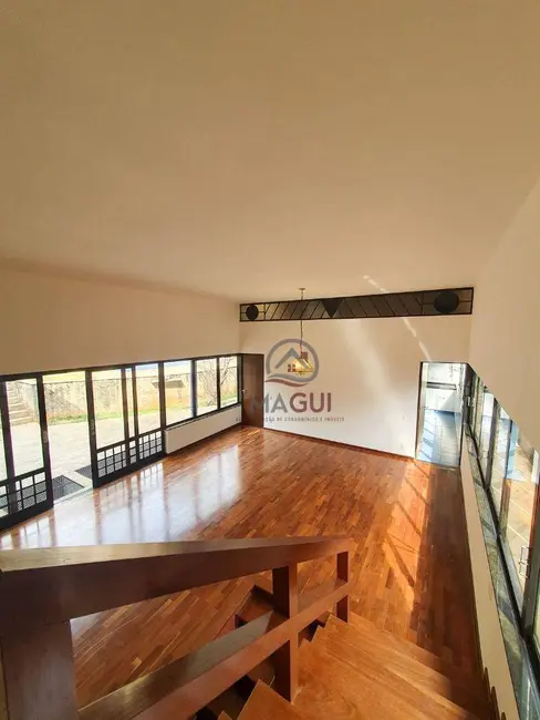 Casa com 4 quartos para alugar, 672m2 em Jardim das Paineiras, Campinas - SP - imagem 4 Foto 4 de Casa com 4 quartos para alugar, 672m2 em Jardim das Paineiras, Campinas - SP