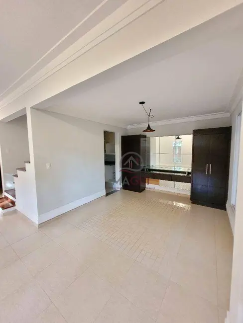 Casa de Condomínio com 3 quartos para alugar, 306m2 em Campinas - SP - imagem 6 Foto 6 de Casa de Condomínio com 3 quartos para alugar, 306m2 em Campinas - SP