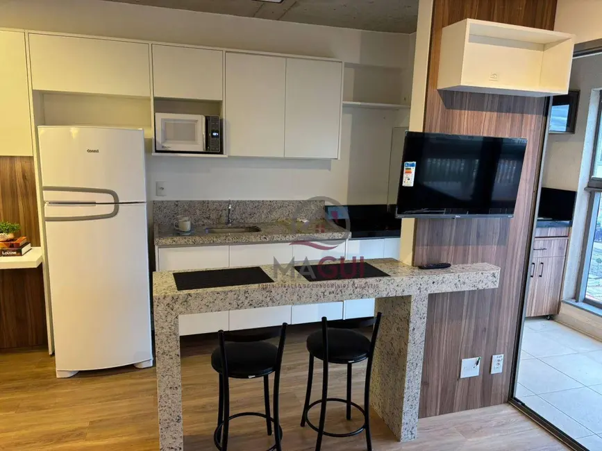 Kitnet com 1 quarto para alugar, 40m2 em Cambuí, Campinas - SP - imagem 1 Foto 1 de Kitnet com 1 quarto para alugar, 40m2 em Cambuí, Campinas - SP