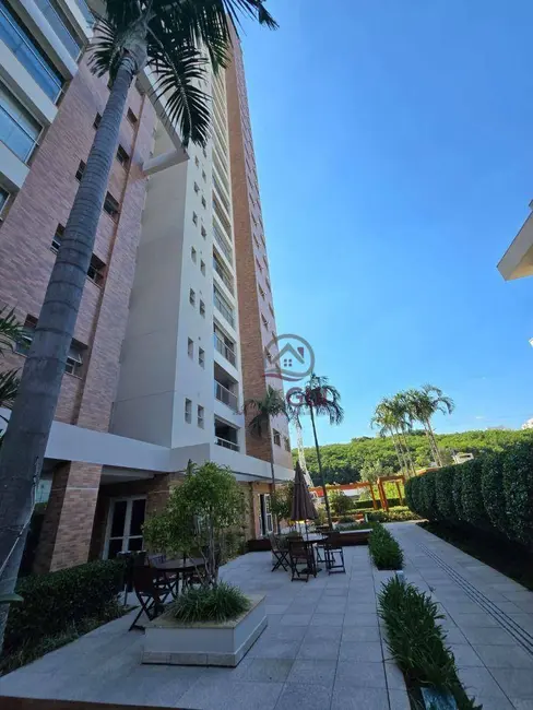 Foto 3 de Apartamento com 3 quartos para alugar, 108m2 em Cambuí, Campinas - SP