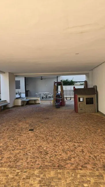 Apartamento com 4 quartos à venda e para alugar, 238m2 em Cambuí, Campinas - SP - imagem 4 Foto 4 de Apartamento com 4 quartos à venda e para alugar, 238m2 em Cambuí, Campinas - SP