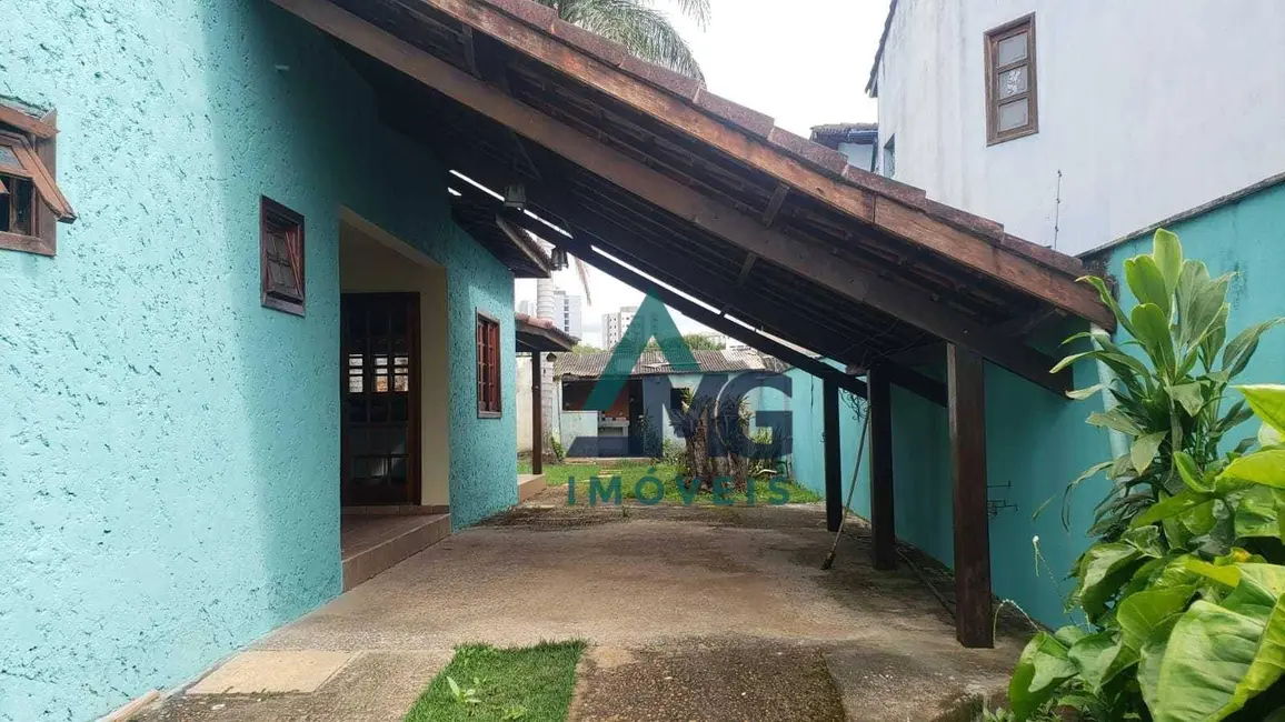 Foto 5 de Casa com 4 quartos à venda, 600m2 em Tres Coracoes - MG