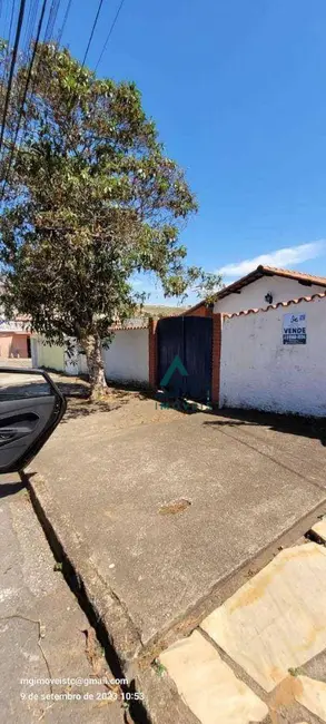 Foto 4 de Casa com 4 quartos à venda, 300m2 em Tres Coracoes - MG