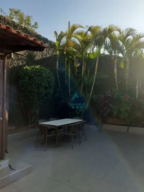 Foto 3 de Sobrado com 2 quartos à venda, 534m2 em Tres Coracoes - MG