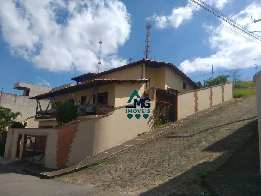 Foto 1 de Sobrado com 2 quartos à venda, 534m2 em Tres Coracoes - MG