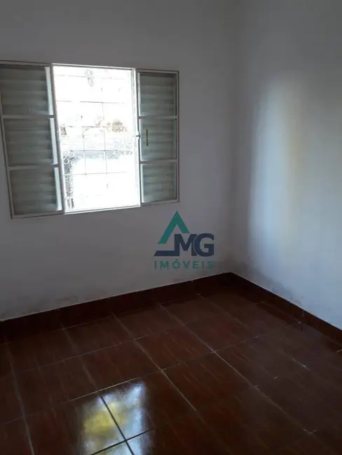 Foto 2 de Casa com 6 quartos à venda, 420m2 em Tres Coracoes - MG
