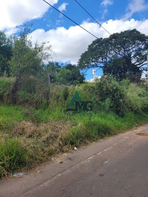 Foto 2 de Terreno / Lote à venda, 245m2 em Tres Coracoes - MG