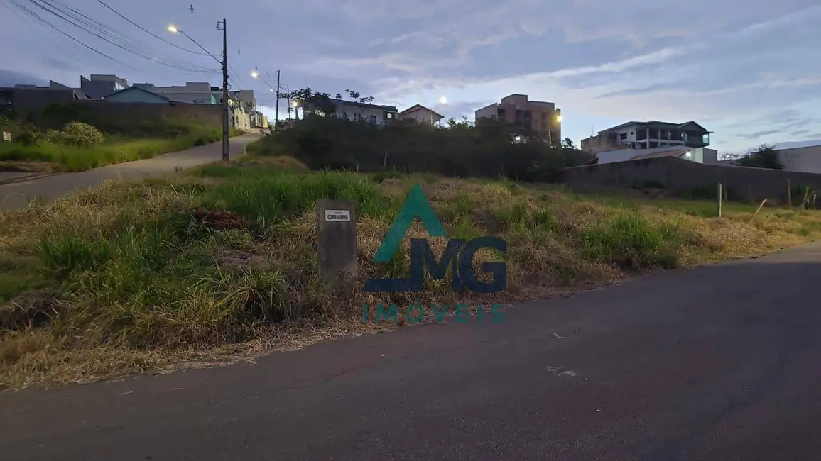 Foto 3 de Terreno / Lote à venda, 525m2 em Tres Coracoes - MG