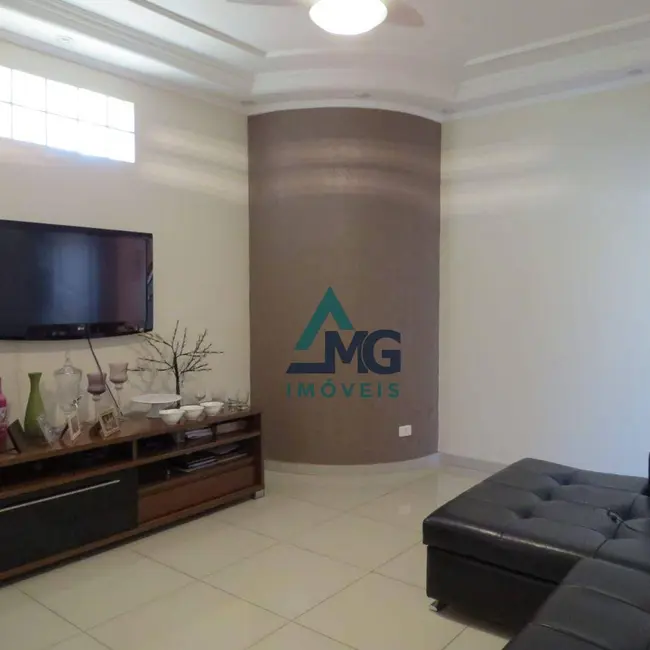 Foto 5 de Casa com 2 quartos à venda em Tres Coracoes - MG