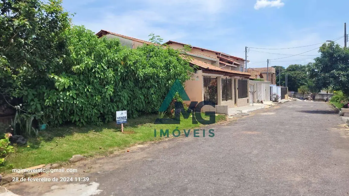 Foto 3 de Terreno / Lote à venda, 243m2 em Tres Coracoes - MG