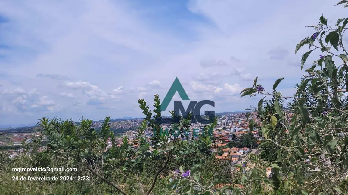 Foto 5 de Terreno / Lote à venda, 1008m2 em Tres Coracoes - MG