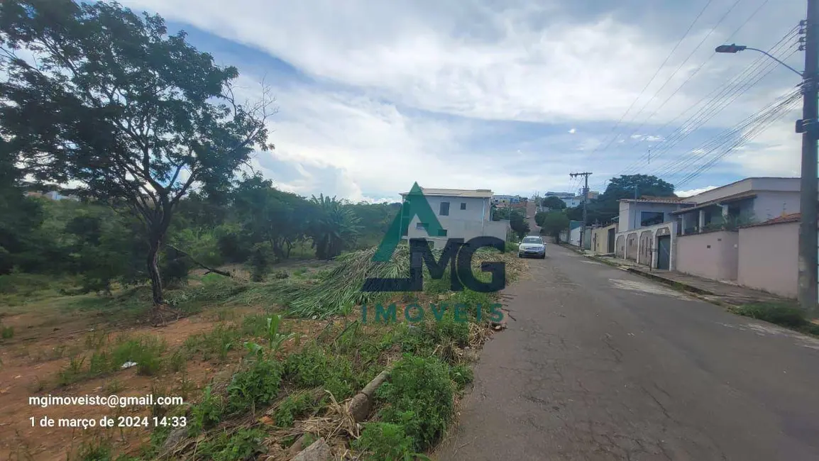 Foto 5 de Terreno / Lote à venda, 396m2 em Tres Coracoes - MG