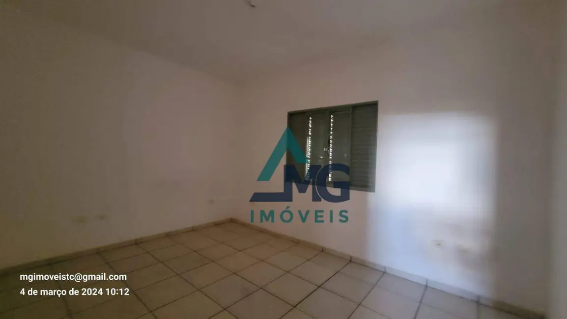 Foto 2 de Casa com 6 quartos à venda em Tres Coracoes - MG