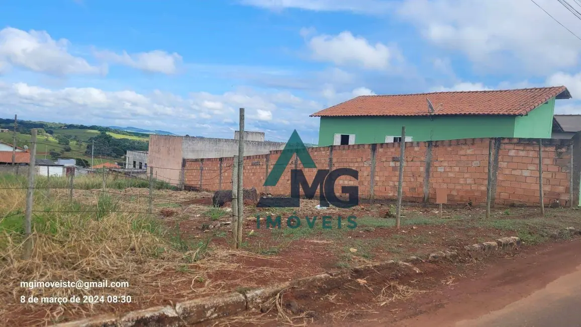 Foto 3 de Terreno / Lote à venda, 300m2 em Tres Coracoes - MG