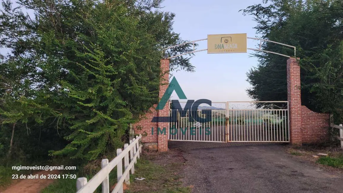 Foto 3 de Terreno / Lote à venda, 24000m2 em Tres Coracoes - MG