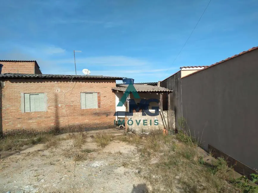 Foto 1 de Casa à venda, 200m2 em Sao Thome Das Letras - MG